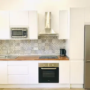 https://modern-functional-apartment-close-to-the-beach.es-andalucia.com