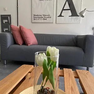 https://apartamento-exterior-2-balcones.tenerifehoteles.net