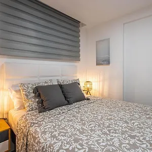 https://san-telmo-los-cristianos-iii-7.in-canary-islands.com